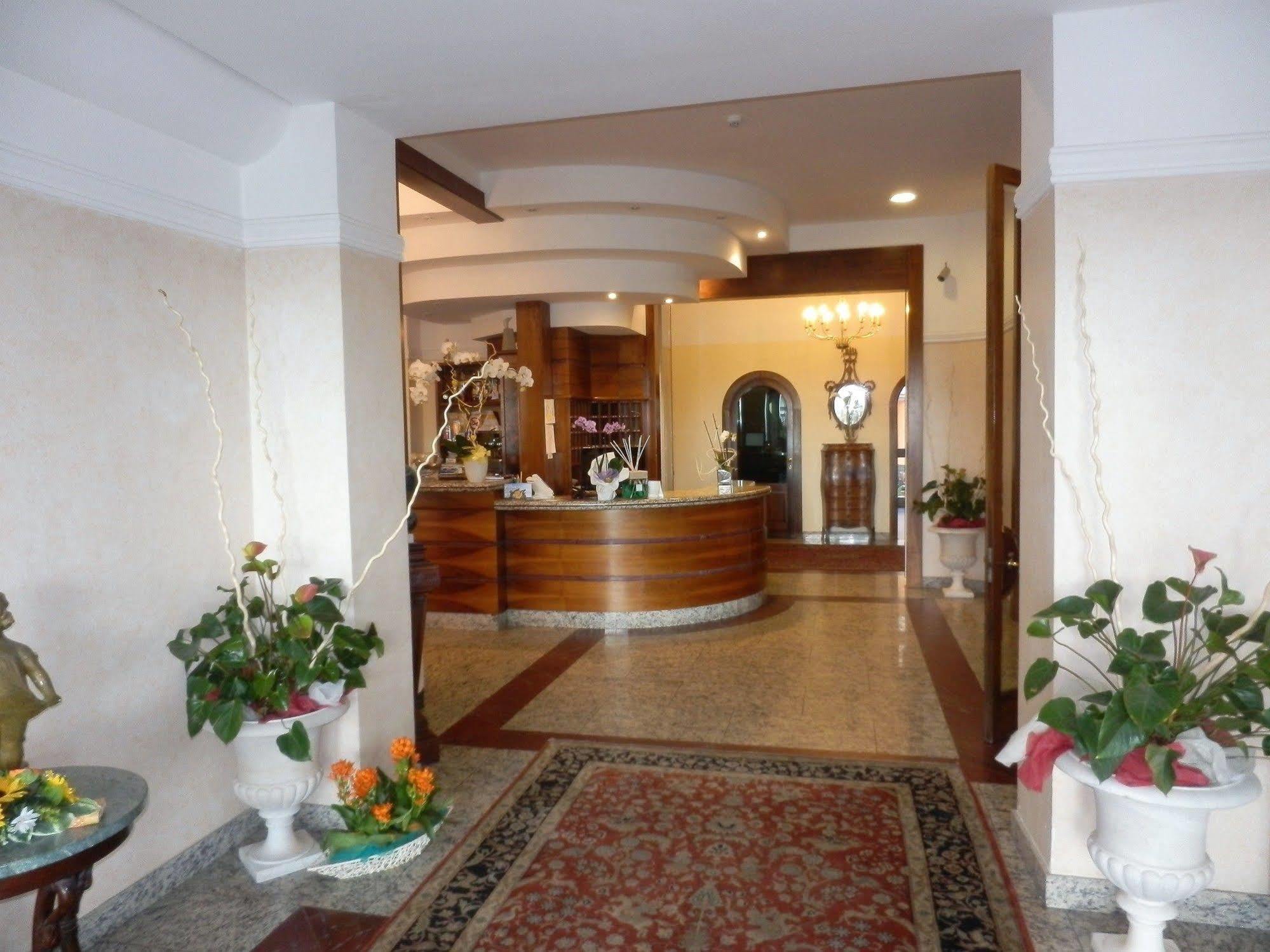 Hotel Residence Villa Jolanda Lido di Camaiore Eksteriør bilde