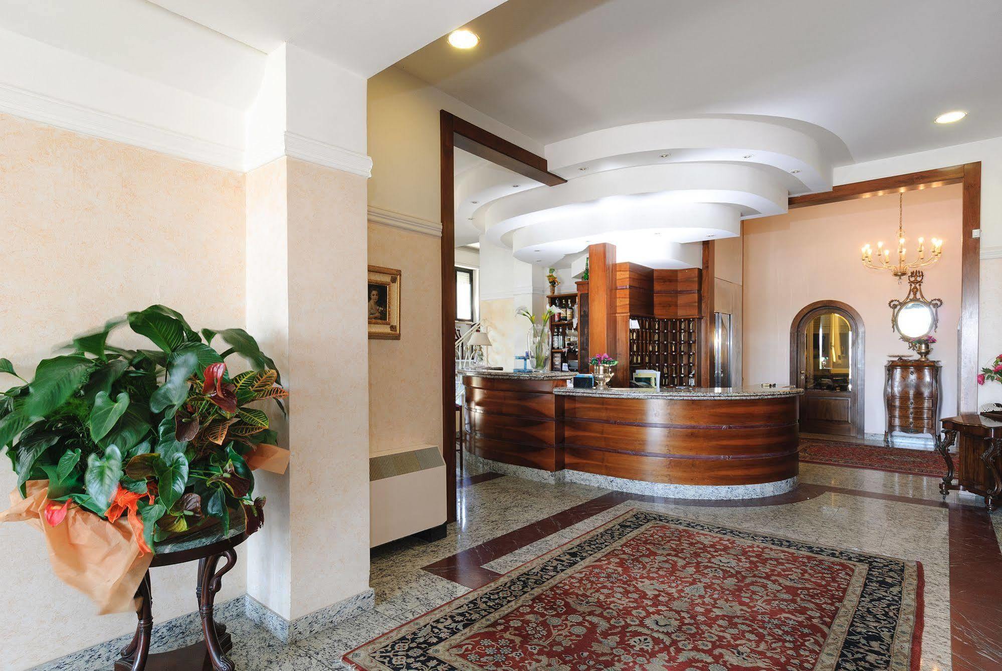 Hotel Residence Villa Jolanda Lido di Camaiore Eksteriør bilde