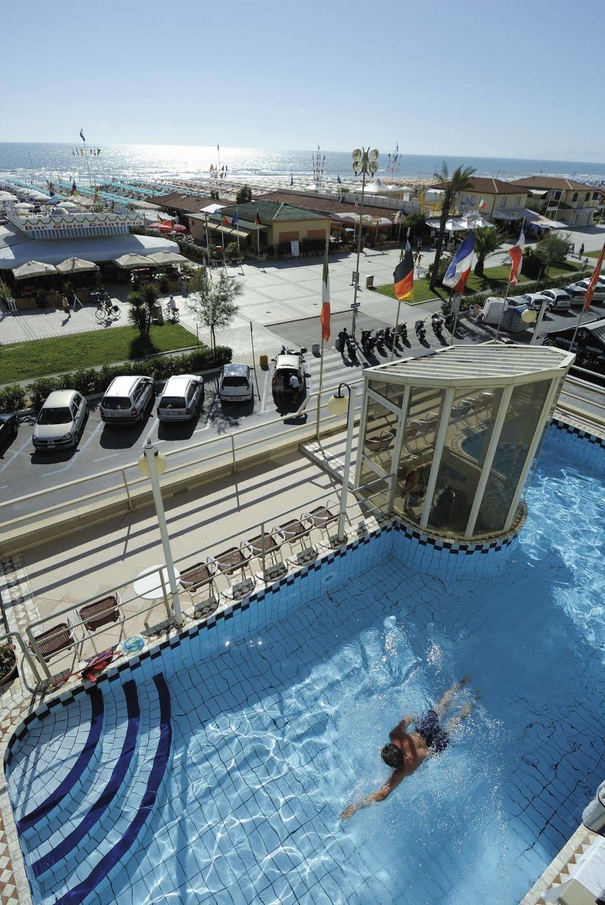 Hotel Residence Villa Jolanda Lido di Camaiore Eksteriør bilde