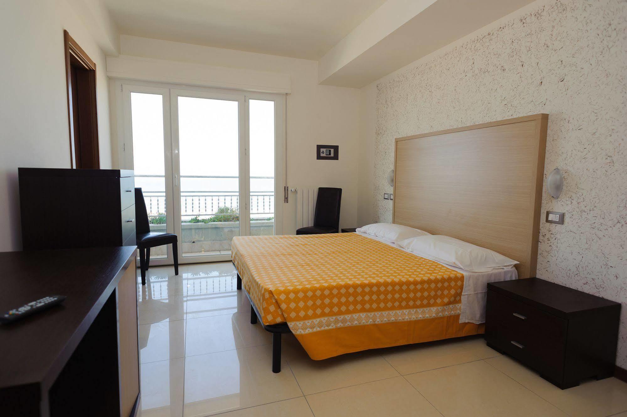 Hotel Residence Villa Jolanda Lido di Camaiore Eksteriør bilde
