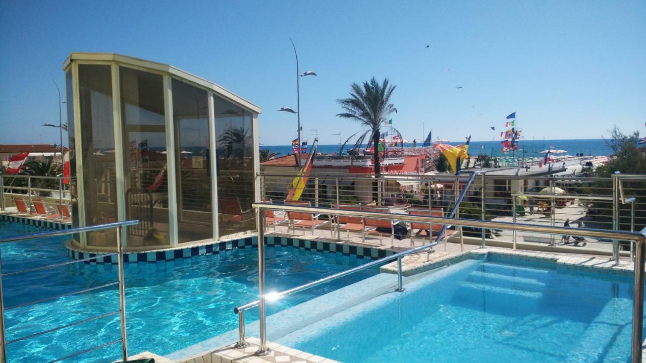 Hotel Residence Villa Jolanda Lido di Camaiore Eksteriør bilde